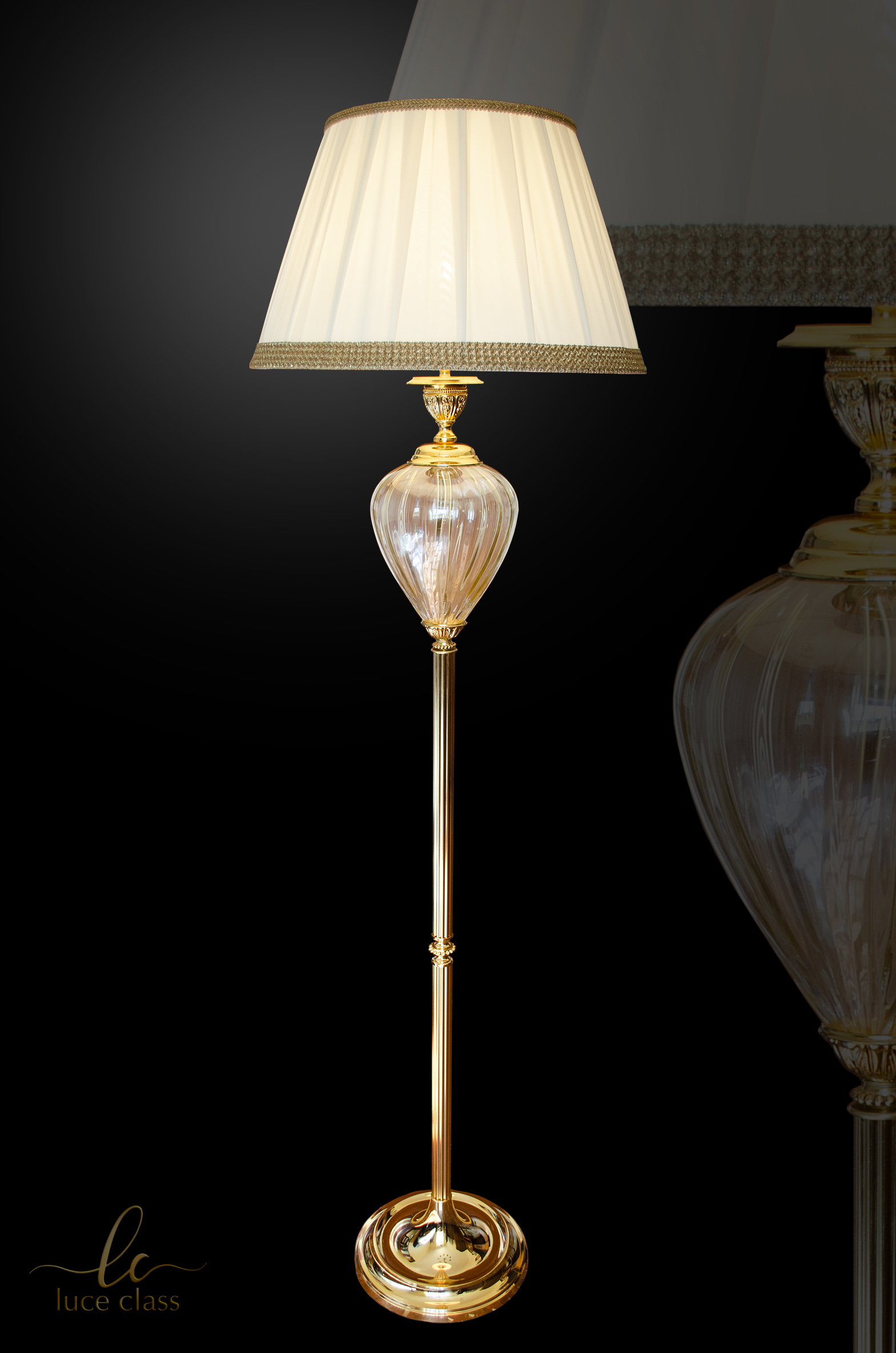 Piantana lampada da terra a 5 luci con paralume in ottone e vetro di Murano  color ambra
